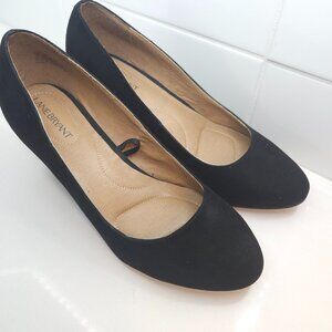 Women's 10 Wide Faux-suede pumps